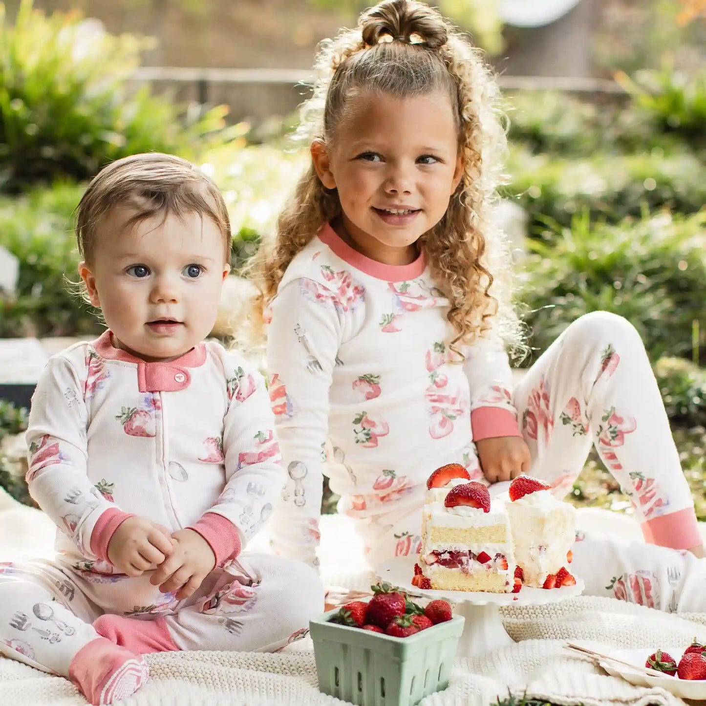 Strawberry Cakes Organic Cotton Two-Piece Pajamas
